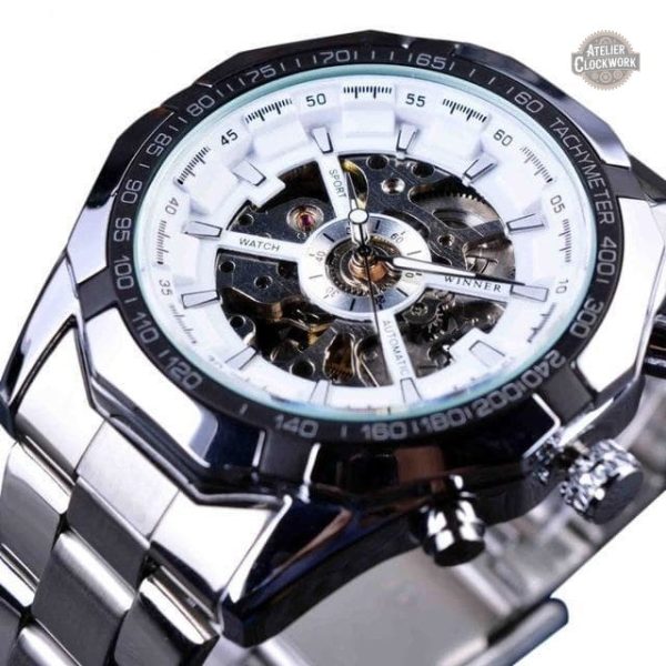Montre steampunk élégante au design audacieux
