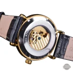 Montre steampunk avec design élégant et audacieux