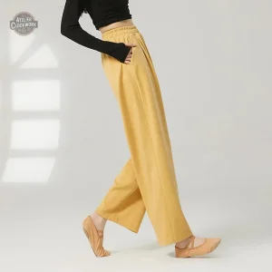 Pantalon steampunk femme avec style rétro