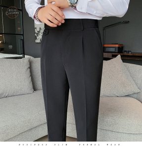 Moriarty : pantalon homme au style Steampunk