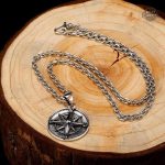 Pendentif Boussole pour homme au style dandy