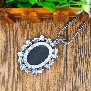 Accessoire steampunk chic pour une touche rétro