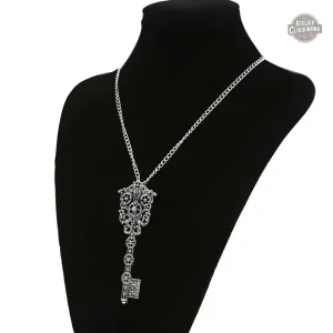 Collier inspiré du style vintage et futuriste