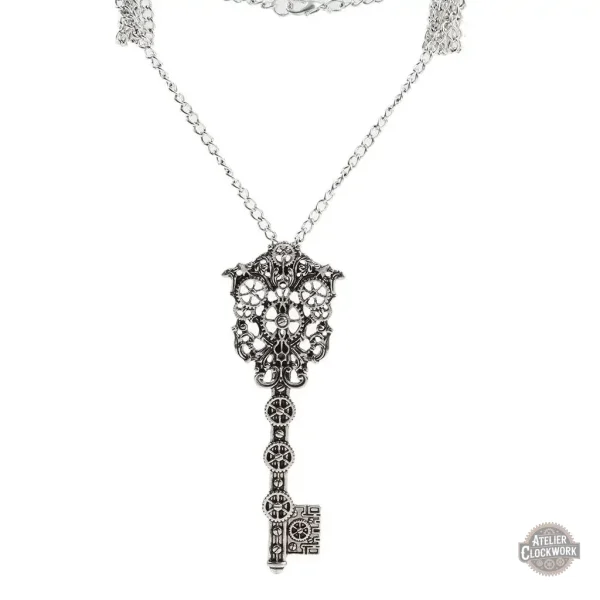 Accessoire féminin clé pour un look steampunk