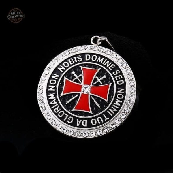 Style audacieux avec pendentif Steampunk Templar Order