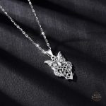 Bijou steampunk inspiré par un hibou en argent