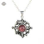 Pendentif steampunk unique pour un look affirmé