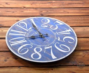 Horloge vintage steampunk pour une ambiance rétro
