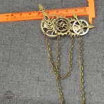 Bijou steampunk pour une touche vintage