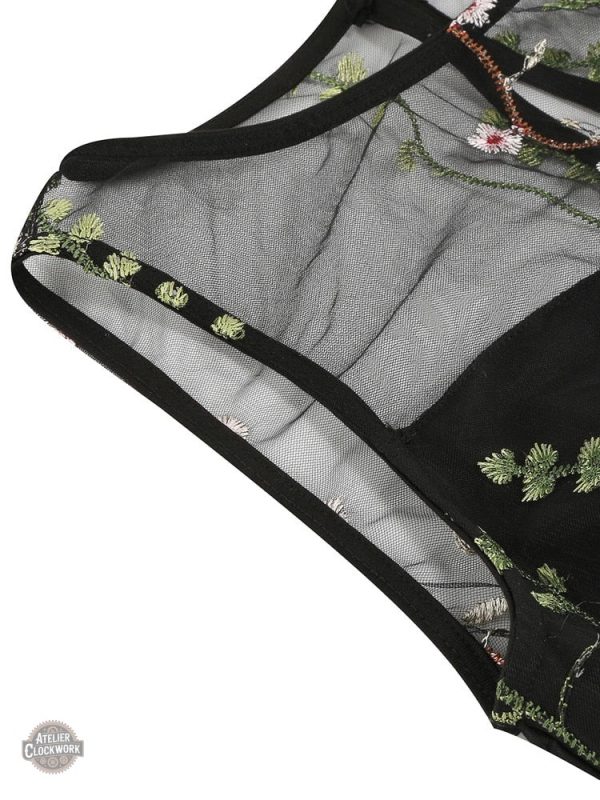 Robe à fleurs vintage pour une allure steampunk
