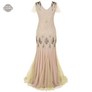 Robe victorienne pour une soirée estivale