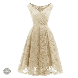 Tenue féminine inspirée du style victorien