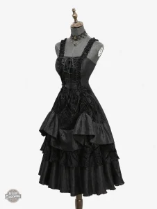 Vêtements steampunk pour femme raffinée