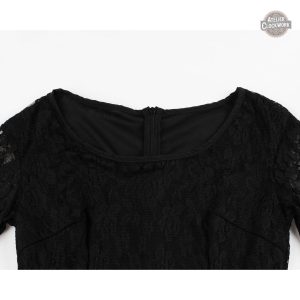 Robe gothique élégante avec corset ajusté