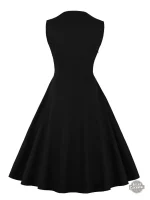 Robe gothique noire et rouge pour un look élégant et affirmé