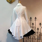 Robe Lolita avec touches victoriennes raffinées