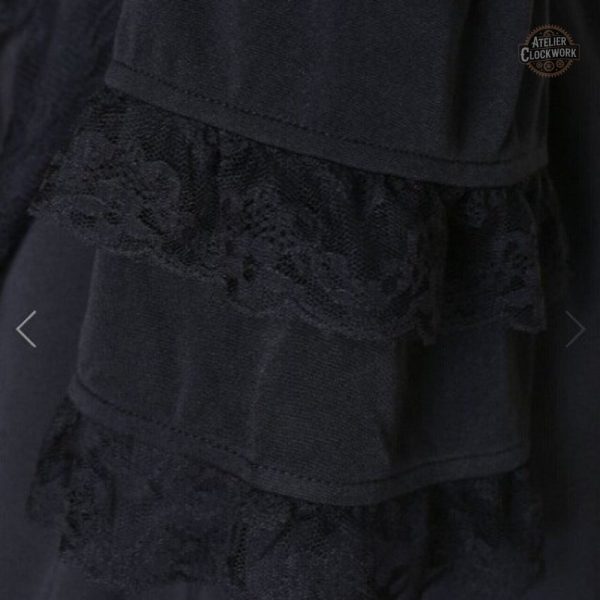 Design unique de robe gothique avec flair steampunk