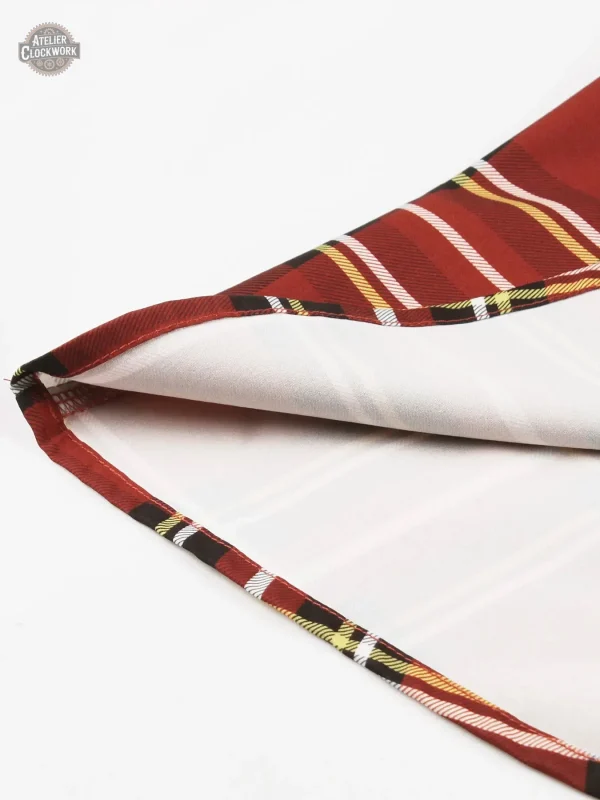 Tenue steampunk féminine avec design tartan