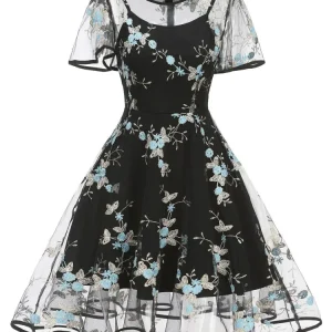 Robe Victorienne bleue avec touches de couleur