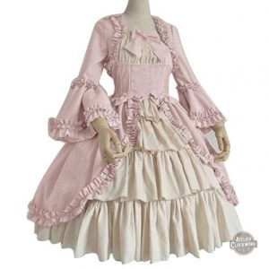 Tenue Victorienne élégante pour un bal steampunk