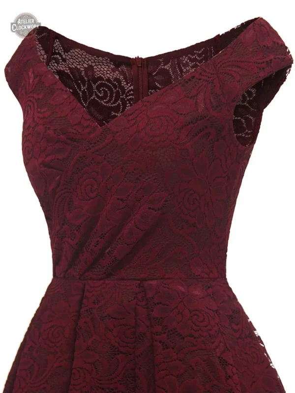 Robe à la mode avec influence victorienne