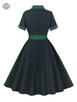 Robe Victorienne Steampunk élégante à carreaux