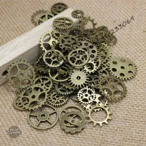 Éléments décoratifs steampunk pour projets DIY uniques
