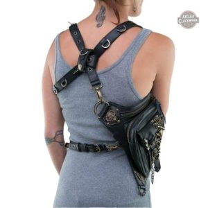 Sac banane avec chaînes, fusion steampunk et gothique