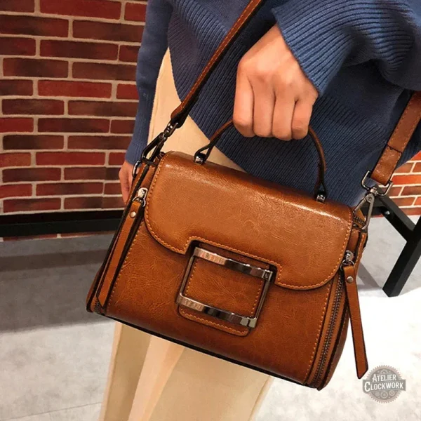 Purse rigide au style steampunk, parfaite pour les sorties