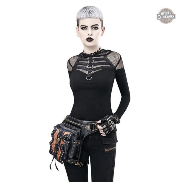 Sac Punk noir pour compléter une tenue alternative