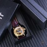 Élégante montre femme steampunk à mécanisme visible