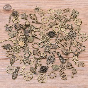 Éléments DIY Steampunk pour projets créatifs