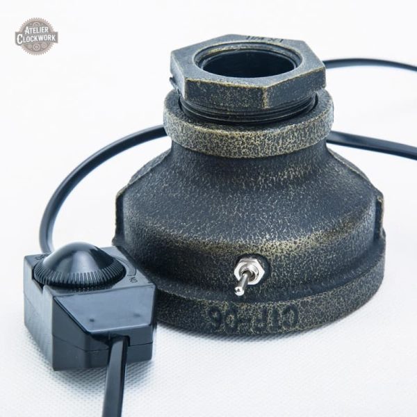 Lampe design steampunk avec ampoule