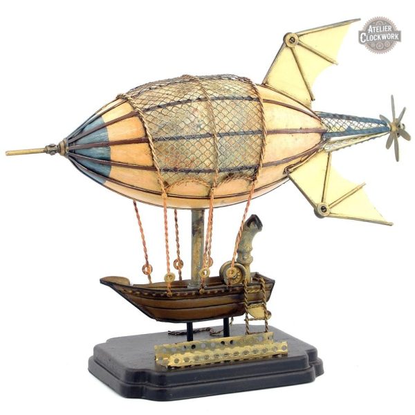 Décoration Steampunk avec un dirigeable unique en son genre