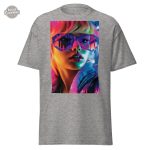 Tee Shirt avec motif de fille cyberpunk