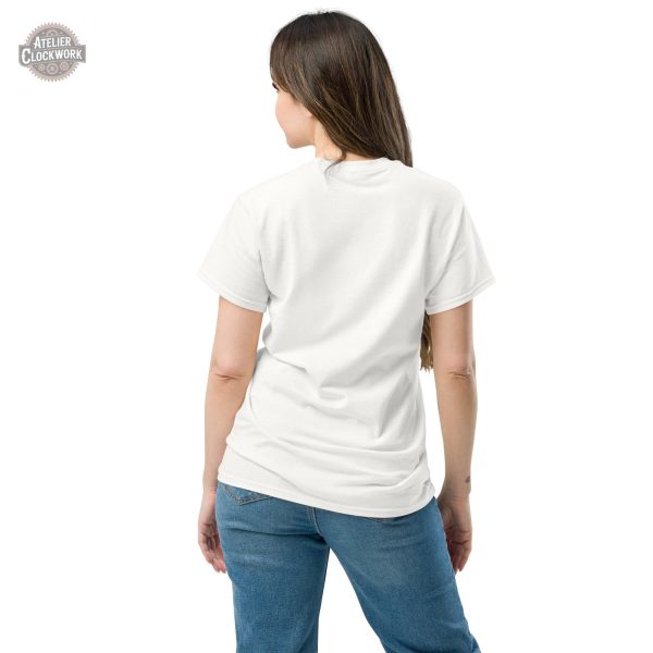 T-shirt tendance, motif steampunk et félin chic