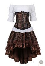 Tenue femme pirate élégante avec détails steampunk