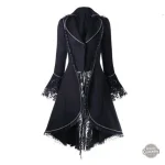 Veste femme style victorien alliant passé et futur