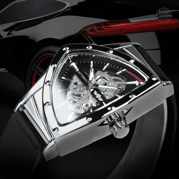 Design triangulaire de la montre Vertex pour homme